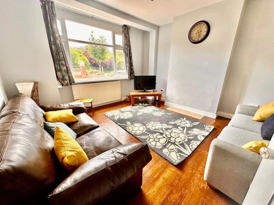 5 Bed Property In Se12 Londen Buitenkant foto