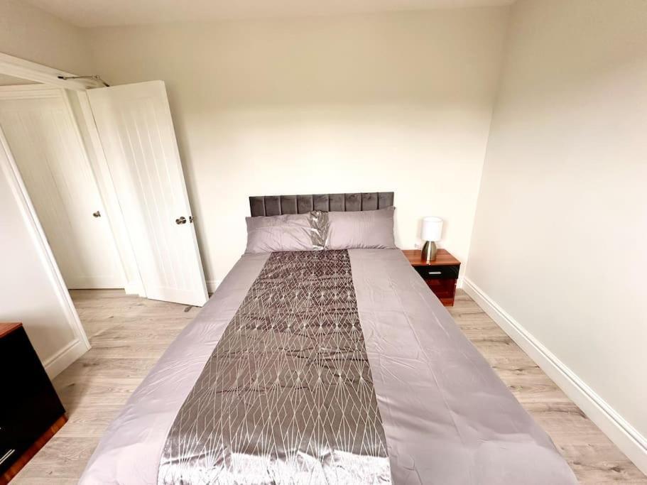 5 Bed Property In Se12 Londen Buitenkant foto
